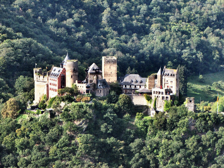 10) Schonburg Castle
